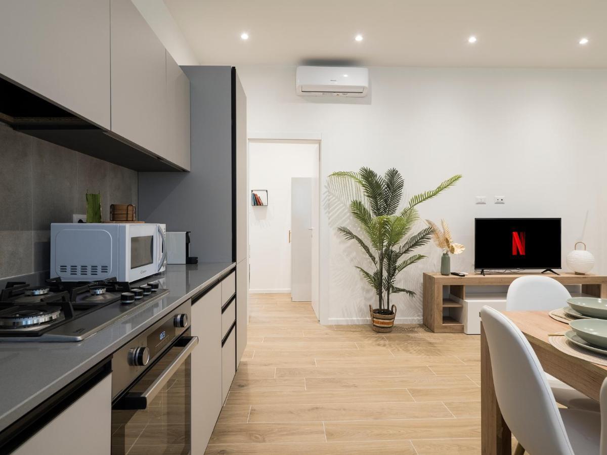 Casa Design Con A/C E Wifi_7 Minuti Ciampino Aeroporto Apartment Екстериор снимка